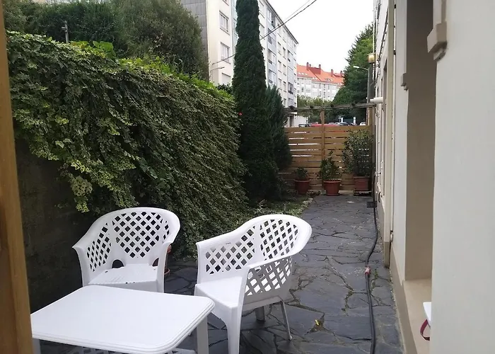 Apartamento Con Pequeno Jardin En El Centro